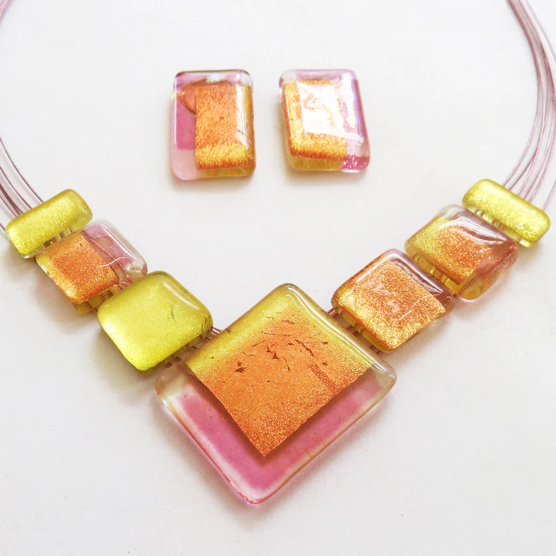 Apricot Gold-in-Glass Set