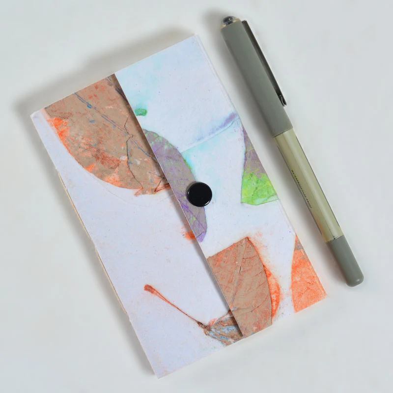 Button Notebook - Flying Object - Image 21