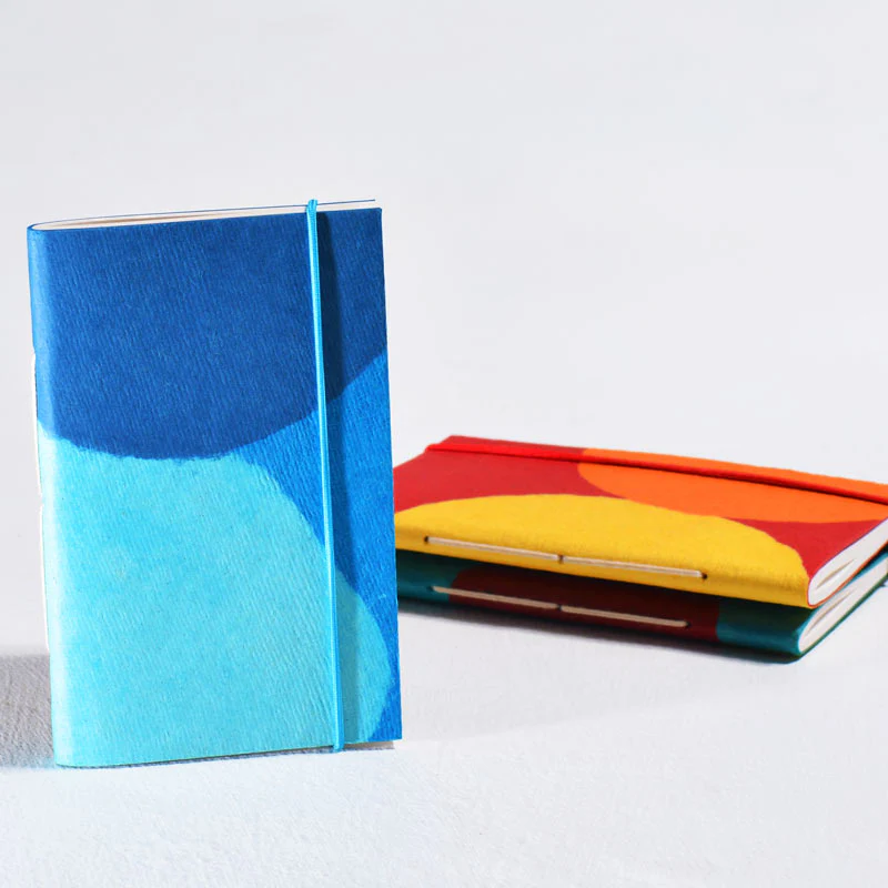 Round Smile Small Notebook with Elastic Closure - Image 2