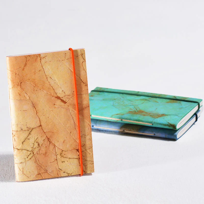 Garden Small Notebook with Elastic Closure - Image 2
