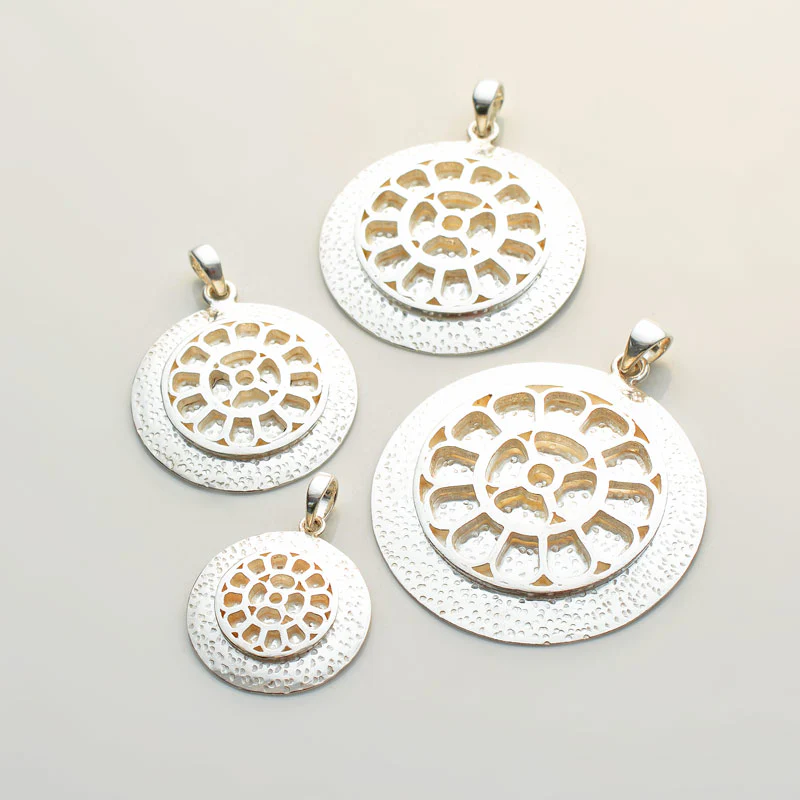 Hammered Silver Mother's Symbol Pendant - Image 3