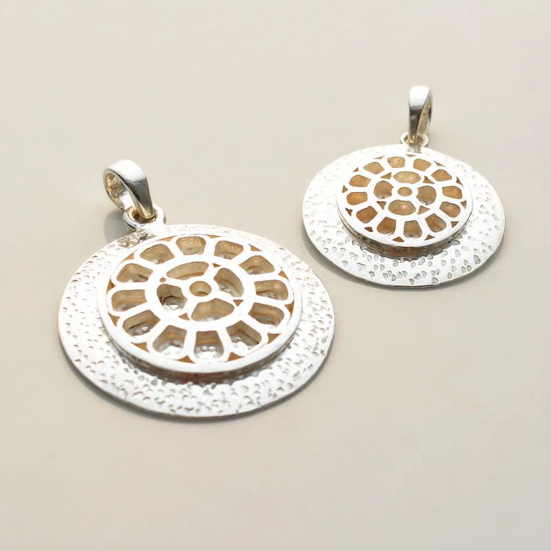 Hammered Silver Mother's Symbol Pendant - Image 4