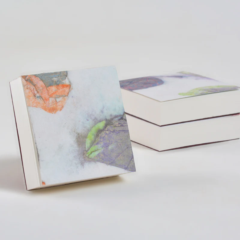 Memo Pad - Flying Object - Image 3