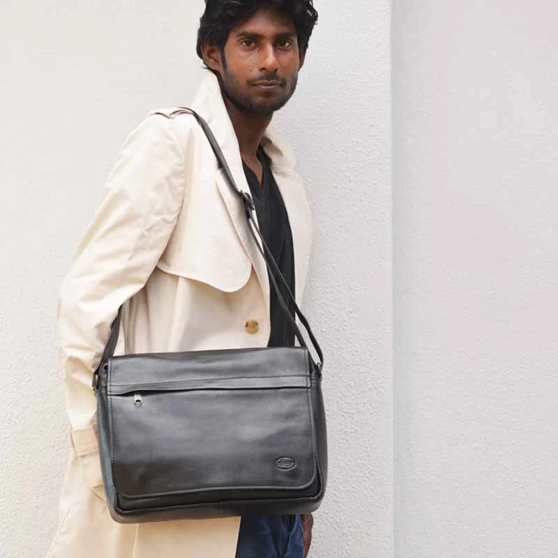 Messenger Leather Bag - Image 6