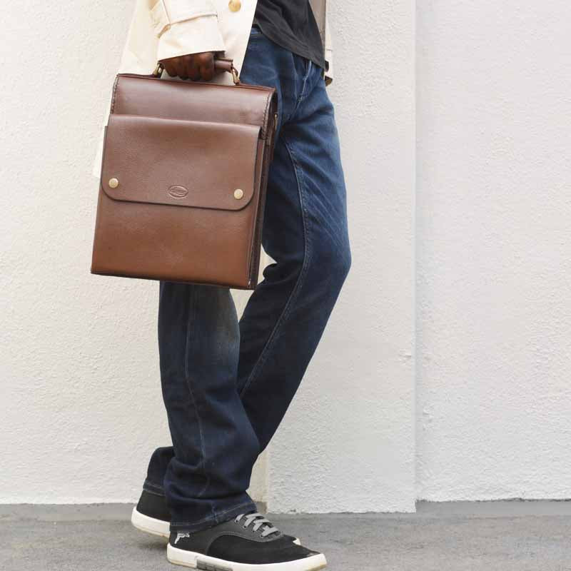 Metro Leather Bag - Image 6
