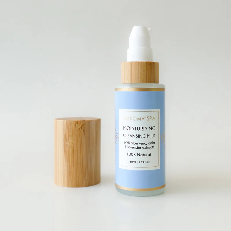 Moisturising Cleansing Milk With Aloe Vera, Amla & Lavender Extracts - Image 3