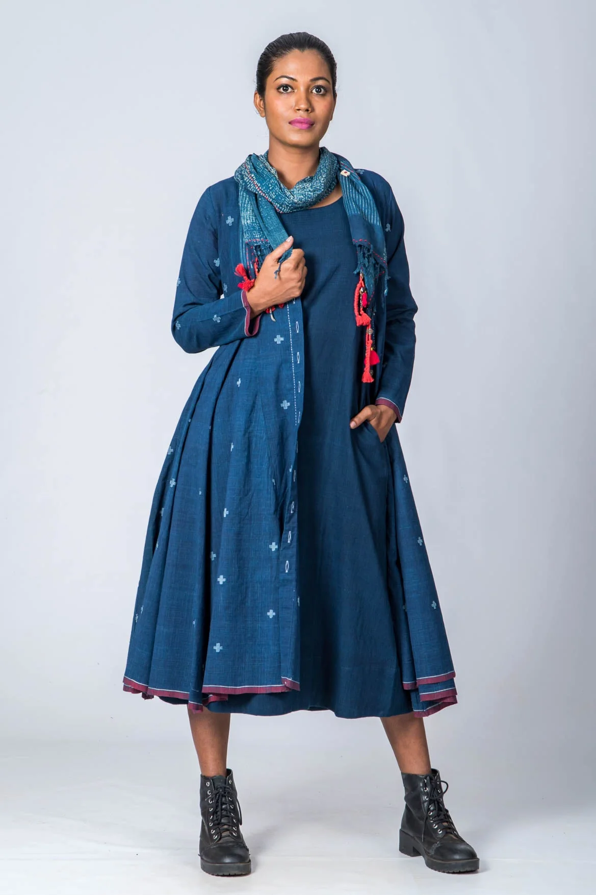 Set of 3: Natural Indigo Cotton Jamdani Jacket, Dress & Scarf - Image 5