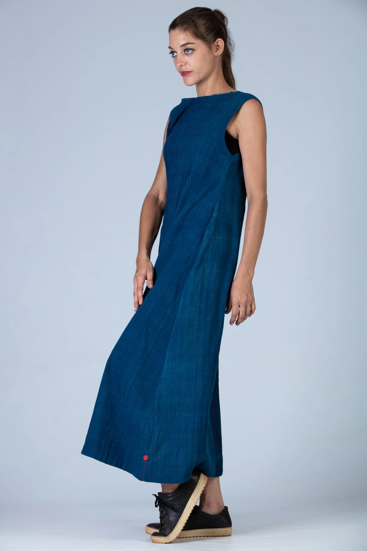 Natural Indigo Sleeveless All Over Pintuck Dress - Image 7
