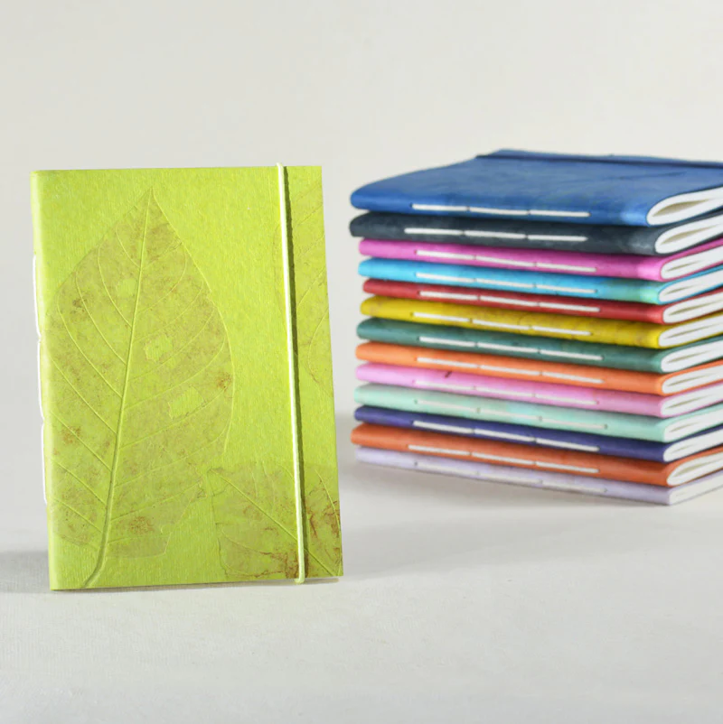 Notebook Medium Summer Imprint with Elastic Closure - Image 9