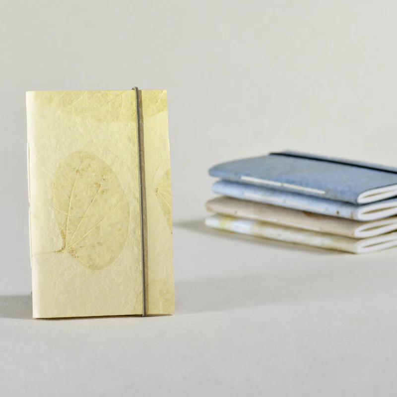Note book  Small IMPRINT WITH ELASTIC CLOSURE - Image 2