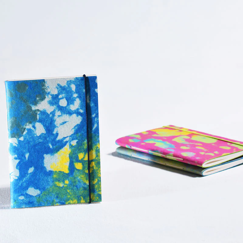 Rock & Roll Medium Notebook with Elastic Closure - Image 2