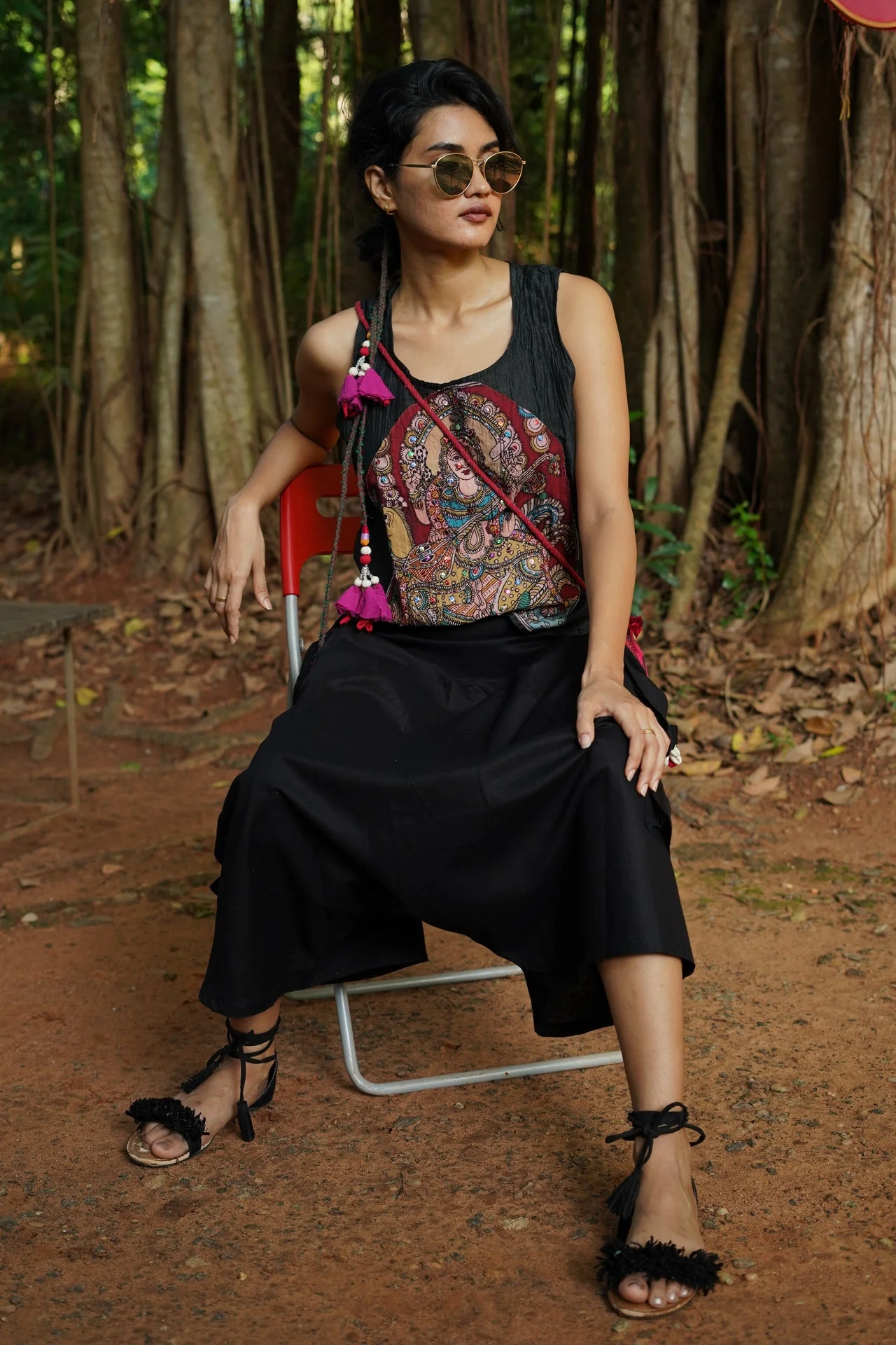 Set of 2- Black Kalamkari Embellished Top & Cargo Pocket Pants - Image 2