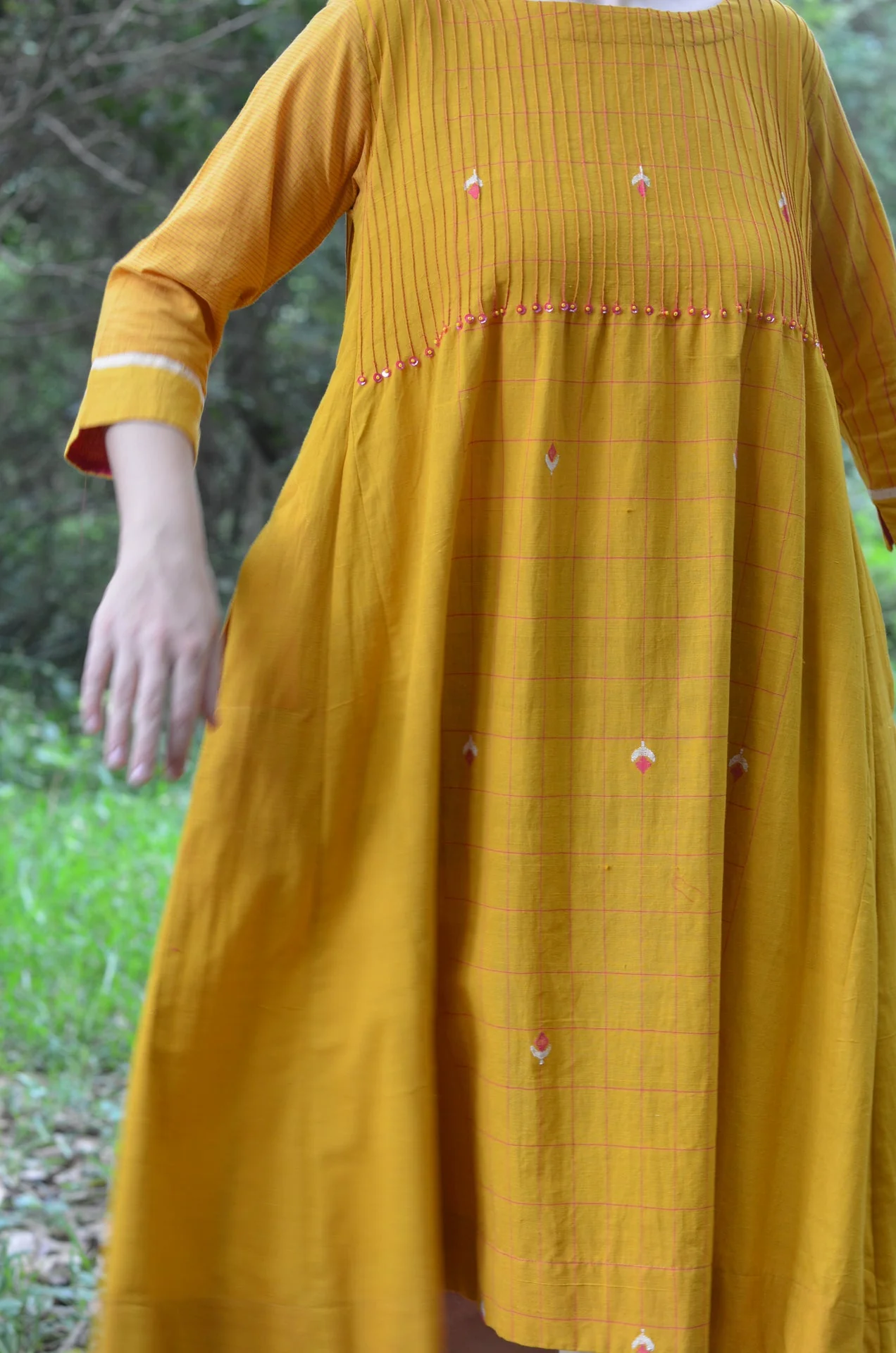 Set of 2- Mustard Pinktuck Jamdani Dress with Pink scarf - Image 4