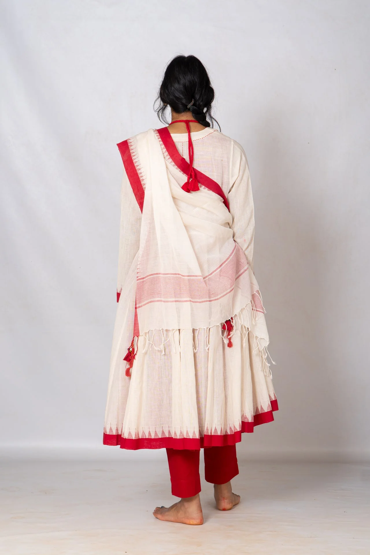 Set of 4-Red, Kora khadi Temple border Festive ensemble - Image 3