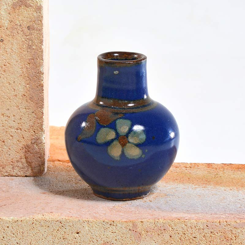 Small Flower Vase - Image 3