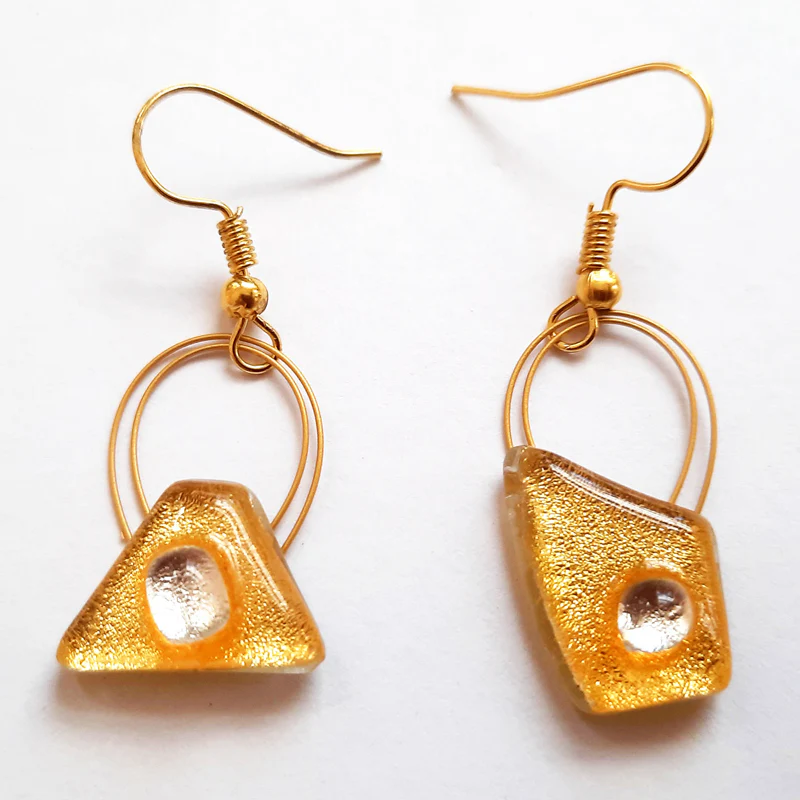 Small Gold Creation Set, Necklace and Hanging Earrings - Image 2