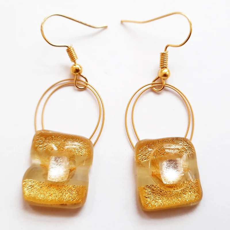 Sparkeling Gold Creation Set, Necklace and Hanging Earrings - Image 2