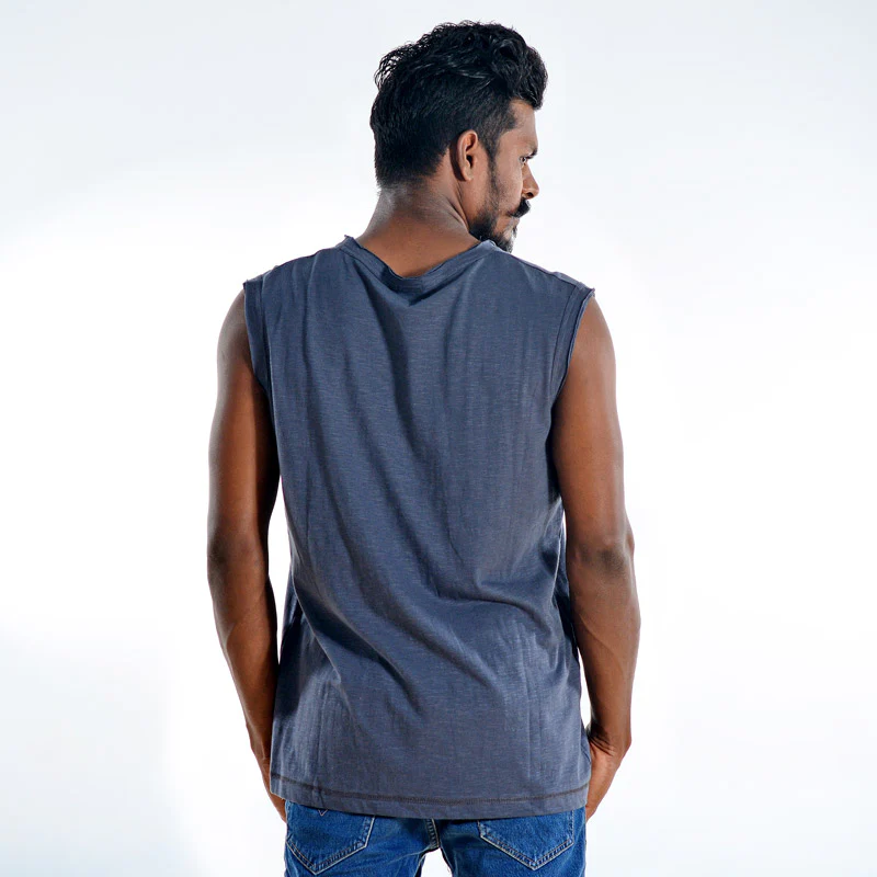 Tony Sleeveless Organic Cotton T-shirt - Image 5