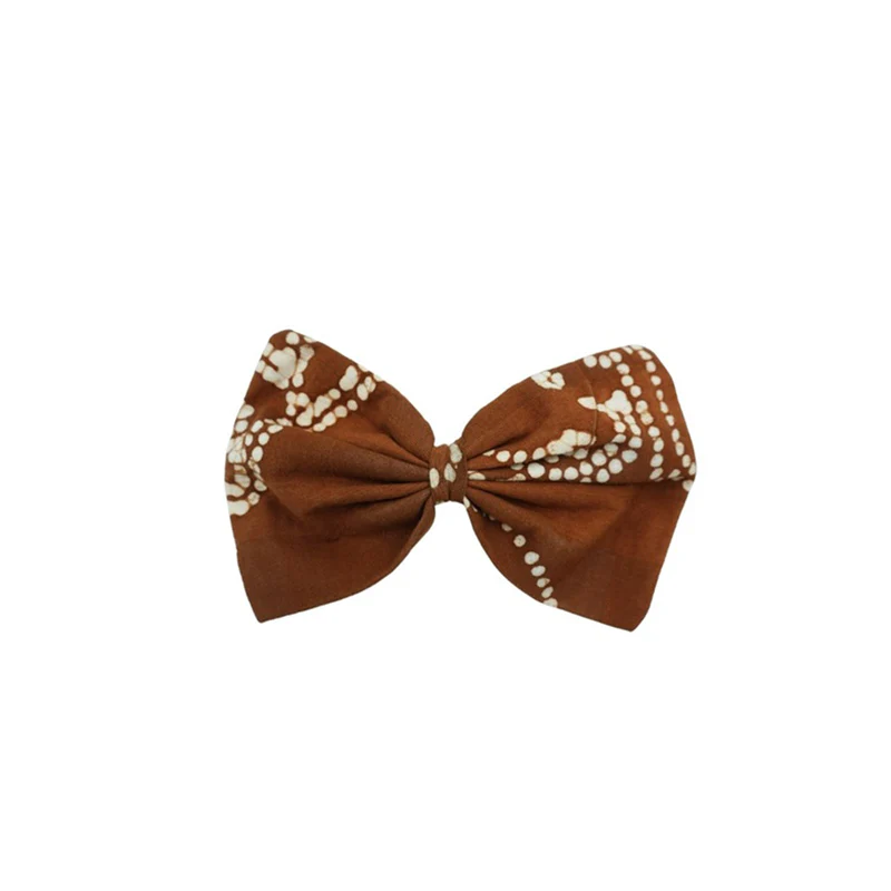 Tuxedo Hairclip Large - Image 6