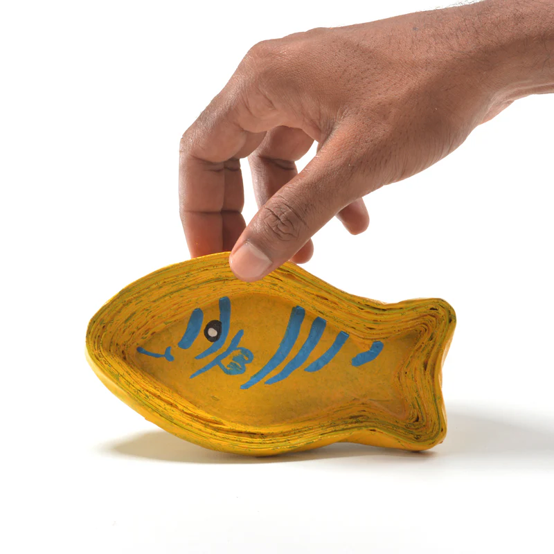 Upcycled Coiled Newspaper Fish Trays - Image 4